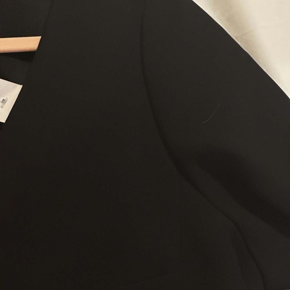 Chic Ann Taylor Black V-Neck 3/4 Sleeve Blouse - Classic Work Top - Picture 13 of 13